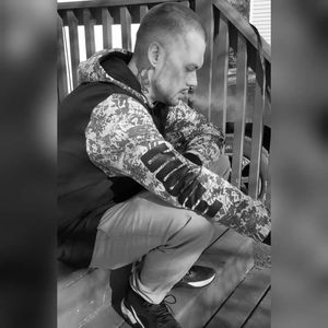 Meet your Posher, Nicholas